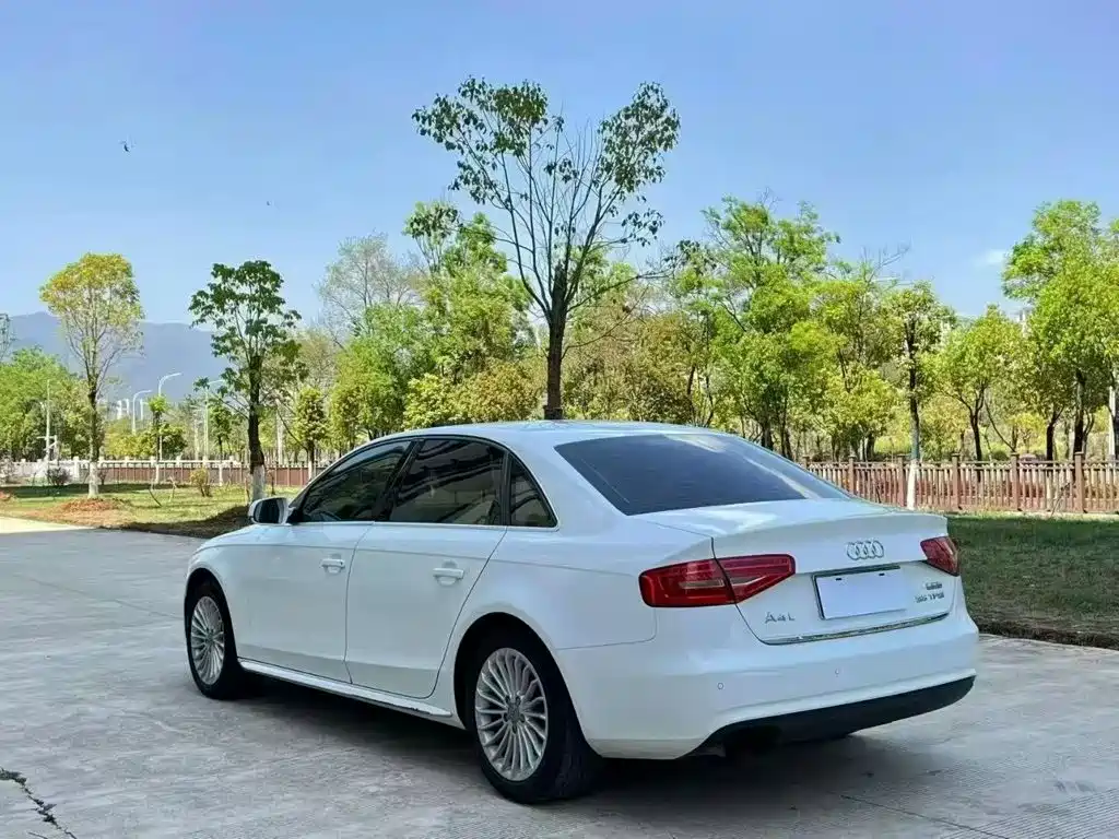 Audi A4L — миниатюра 9