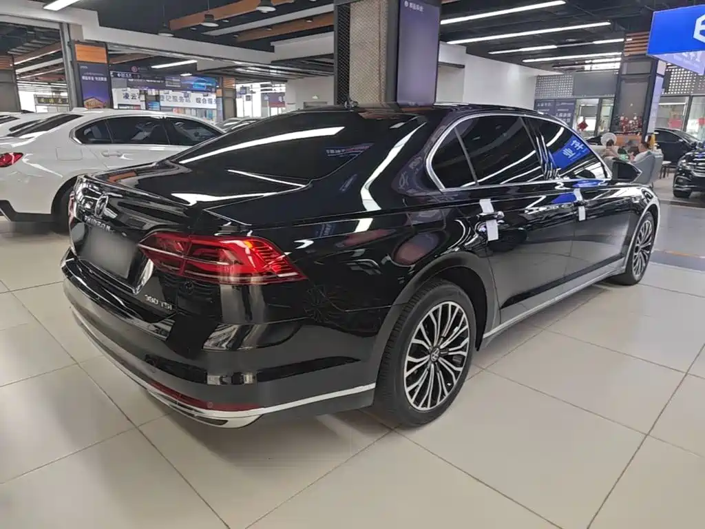 Volkswagen Phideon — миниатюра 7