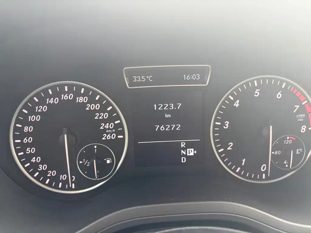 Mercedes-Benz B-Class — миниатюра 6