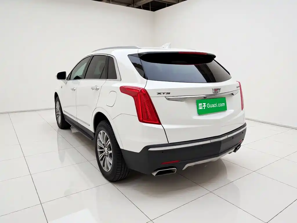 Cadillac XT5 — миниатюра 4