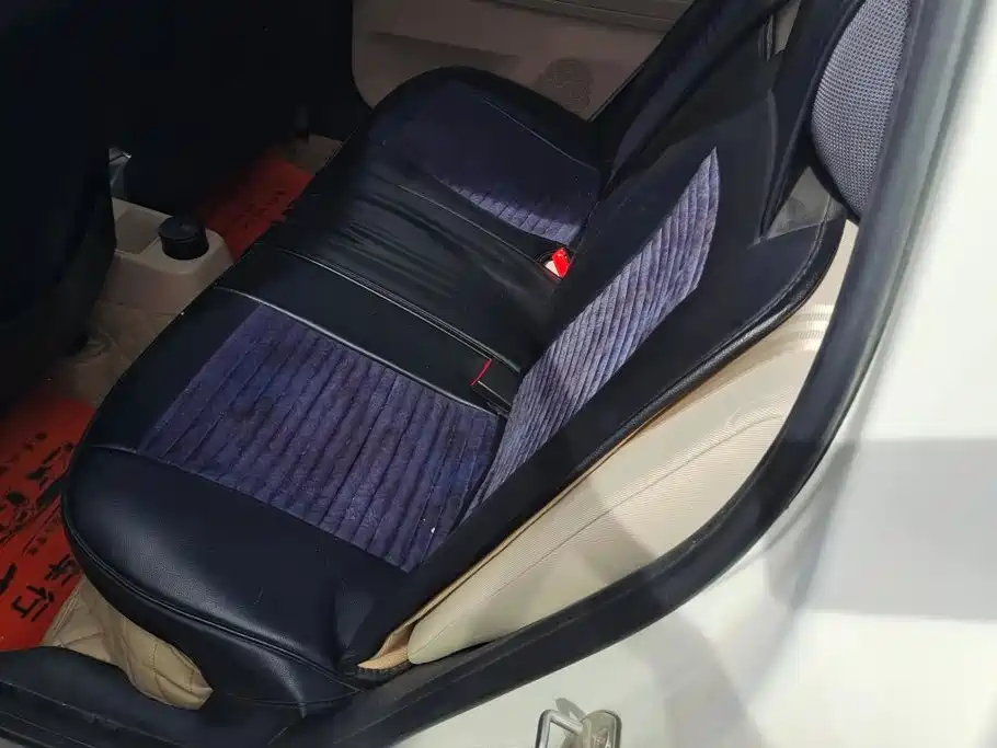 Skoda Fabia — миниатюра 11