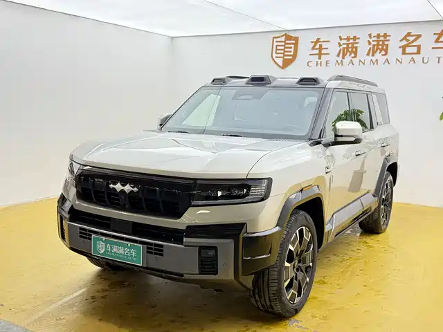 FANG CHENG BAO LEOPARD 8 2024