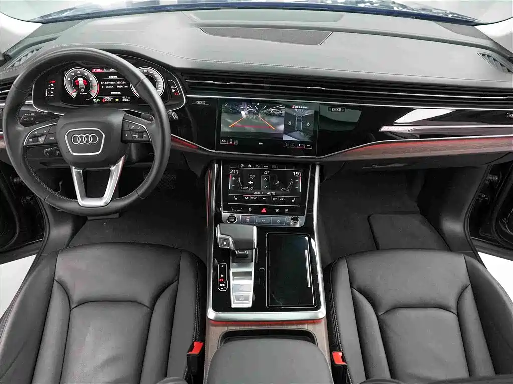 Audi Q7 — миниатюра 10