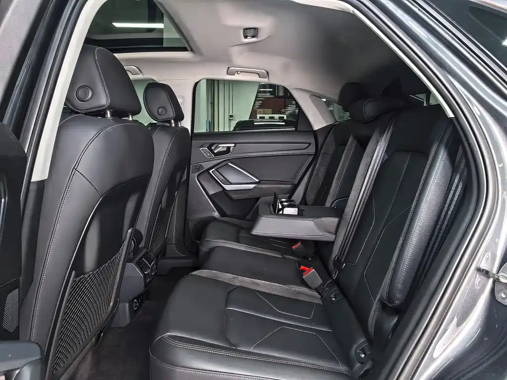 Audi Q3 Sportback — миниатюра 10