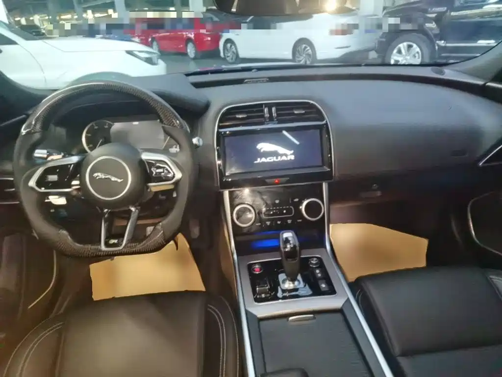 Jaguar XEL — миниатюра 10
