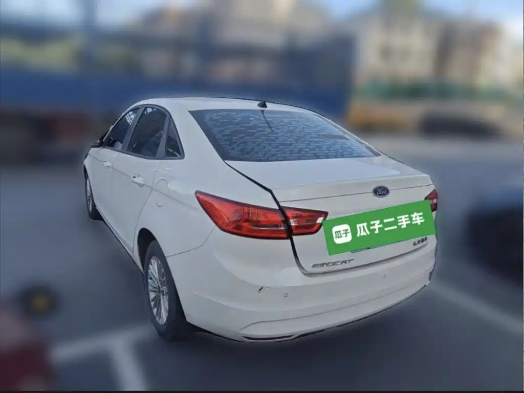 Ford Escort — миниатюра 24