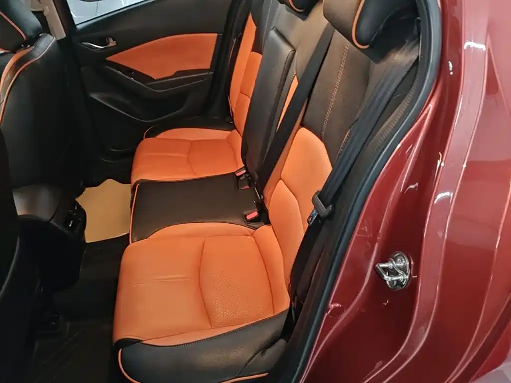 Mazda 3 Axela — миниатюра 17
