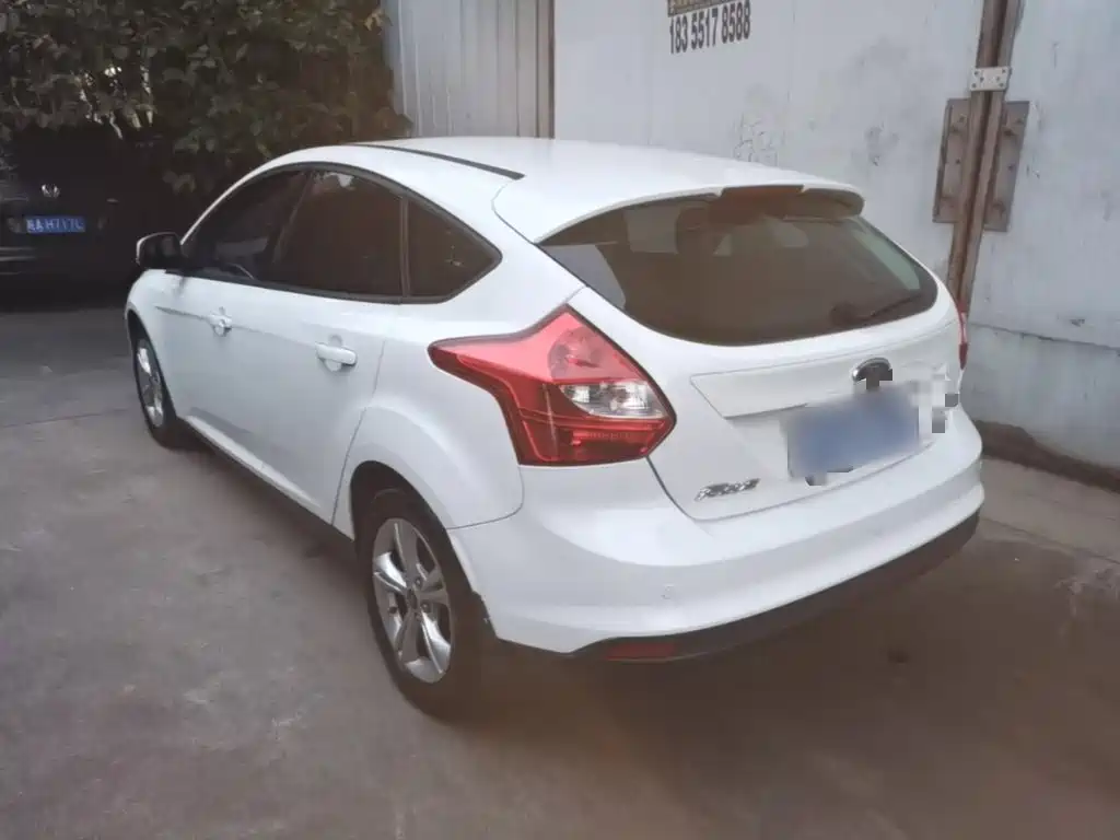 Ford Focus — миниатюра 5
