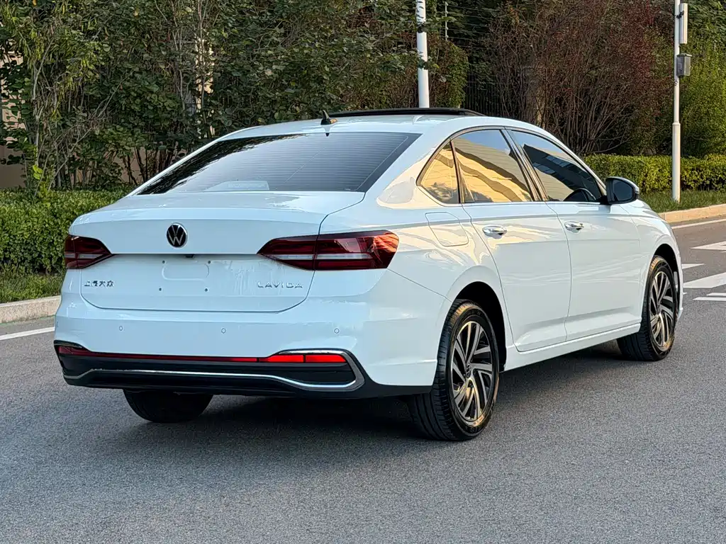 Volkswagen Lavida — миниатюра 15