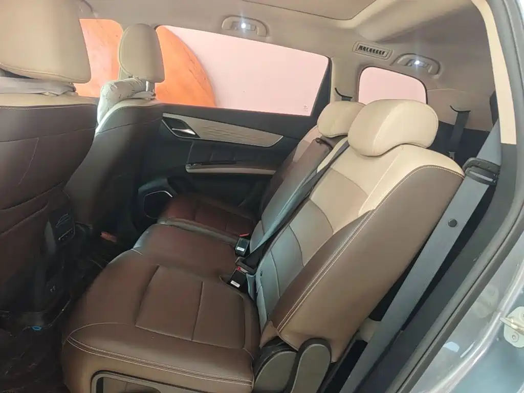 BYD MAX New Energy — миниатюра 17