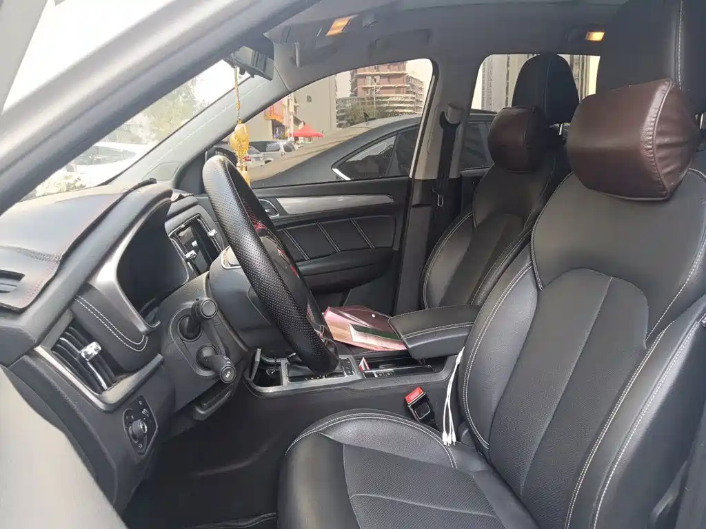 Roewe RX5 — миниатюра 11