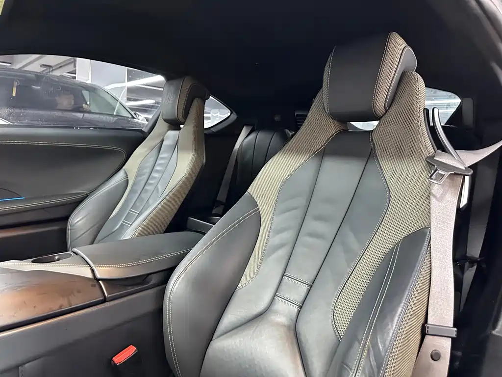 BMW i8 — миниатюра 8