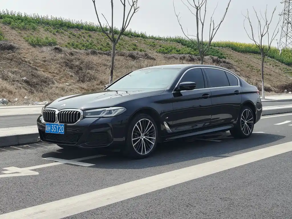 BMW 5 Series 2023