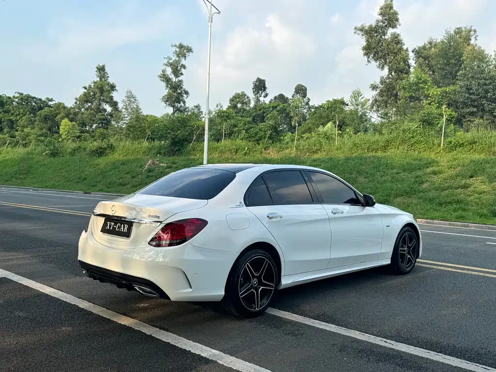 Mercedes-Benz C-Class — миниатюра 8