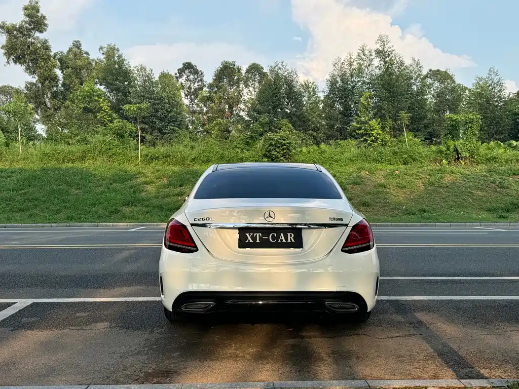 Mercedes-Benz C-Class — миниатюра 7