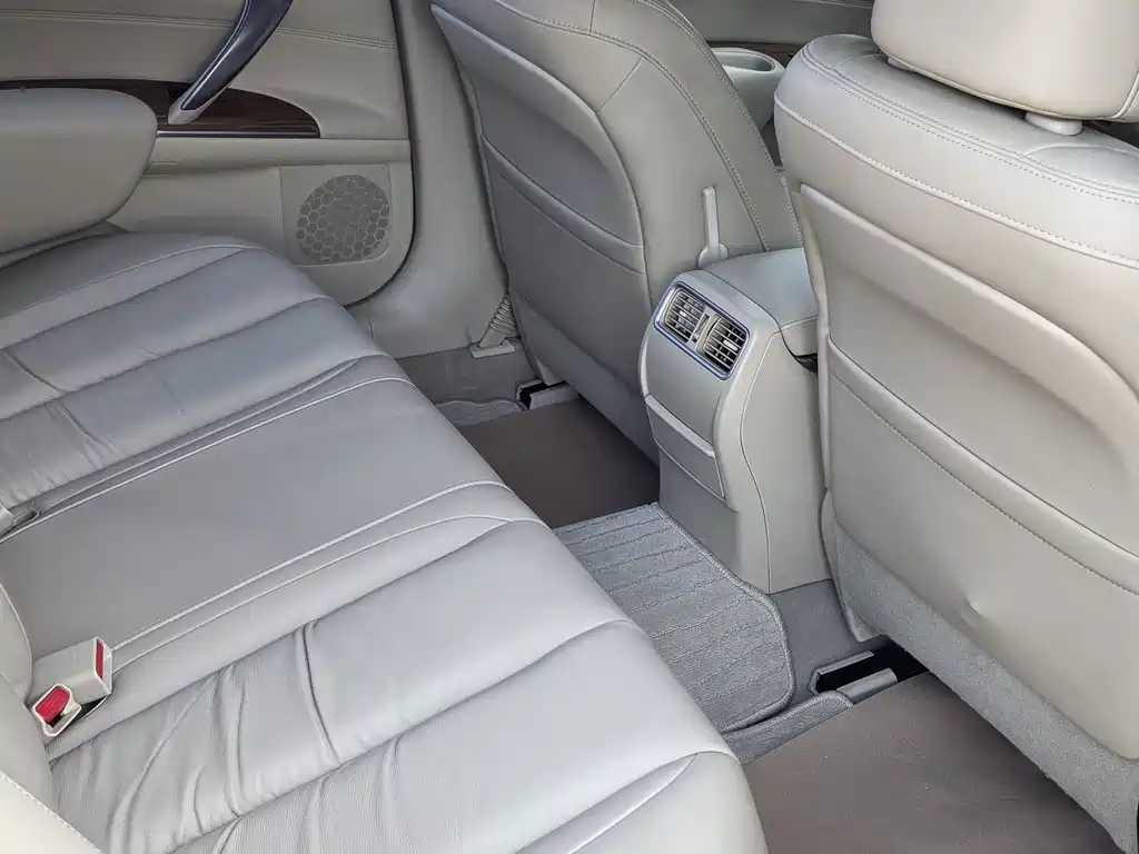 Nissan Teana — миниатюра 11