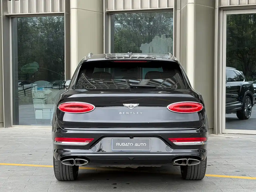 Bentley Bentayga — миниатюра 7