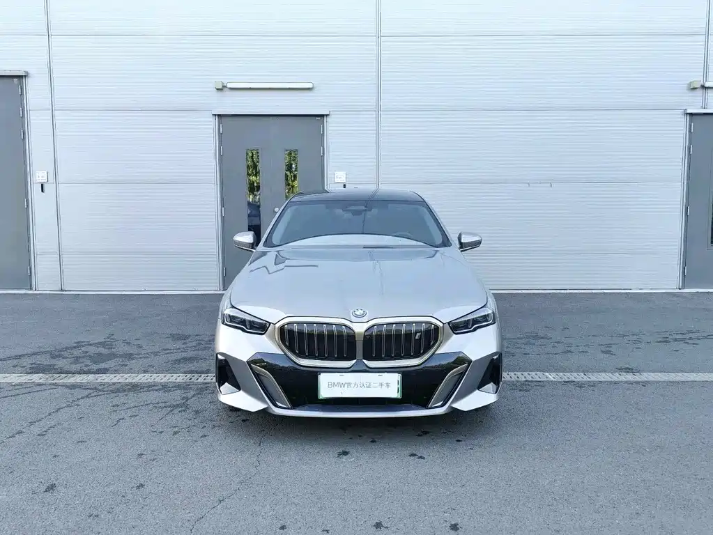 BMW i5 — миниатюра 2