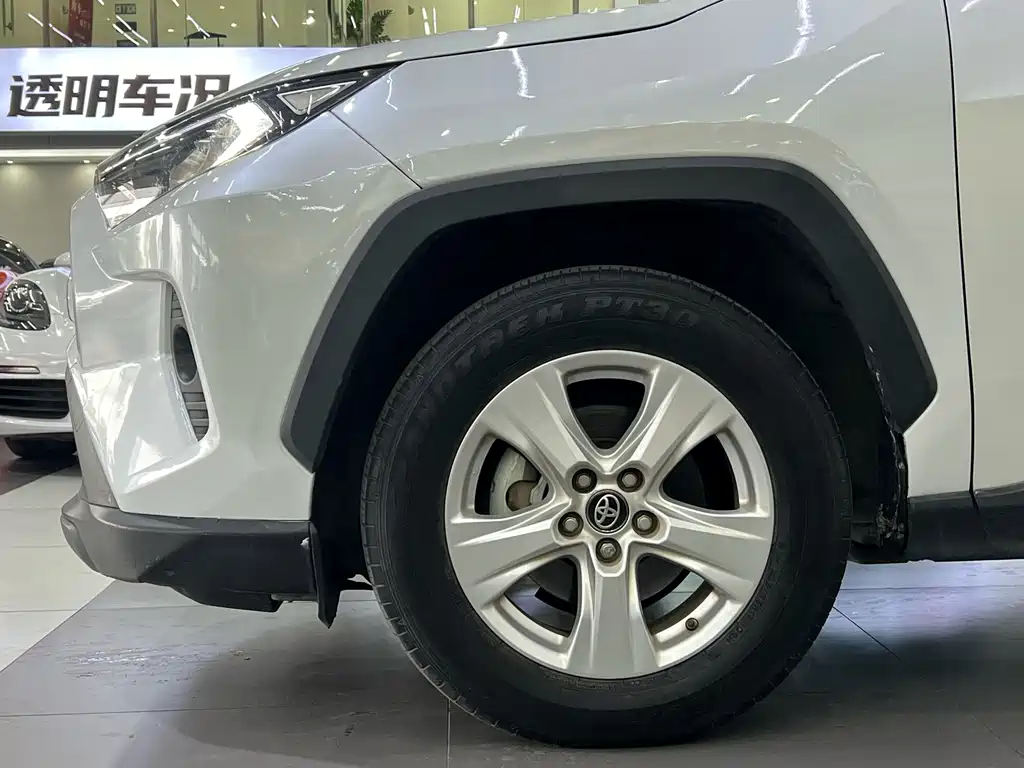 TOYOTA RAV4 RONGFANG