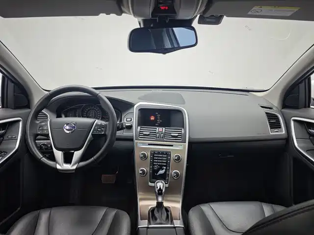 Volvo XC60 — миниатюра 11