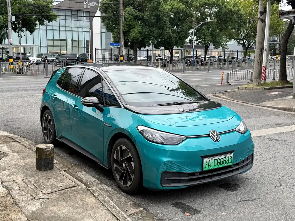 Volkswagen ID.3 — миниатюра 3