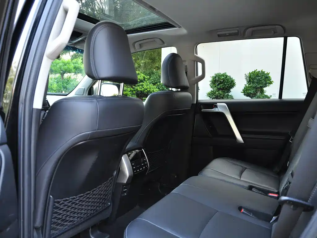 Toyota Prado — миниатюра 7