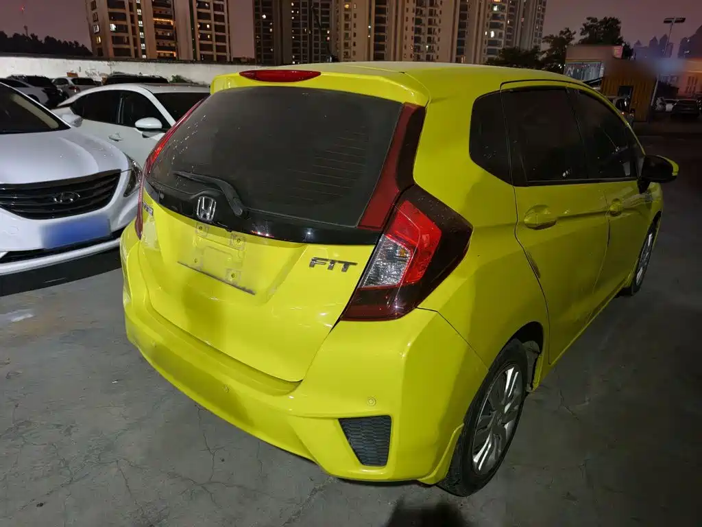 Honda Fit — миниатюра 25