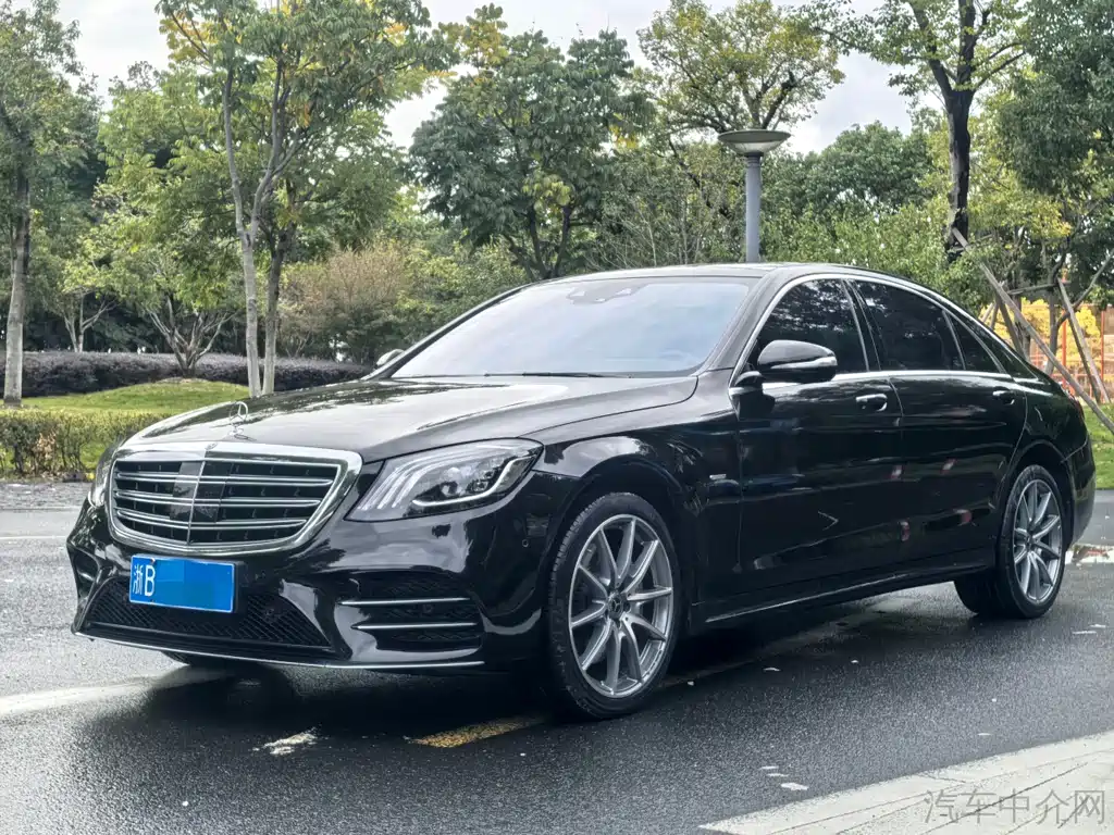 Mercedes-Benz S-Class 2020