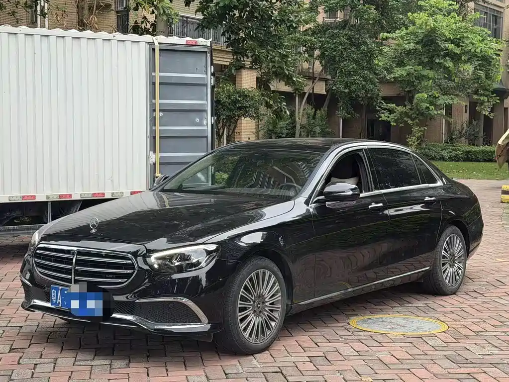 Mercedes-Benz E-Class 2023