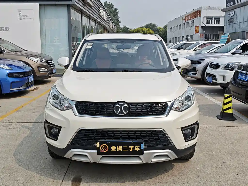 BAIC Senova X35 — миниатюра 5