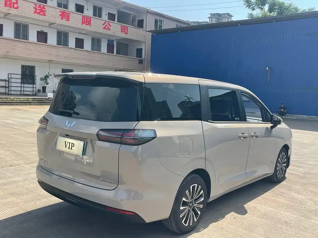 Wuling Звездный свет 730 Новая энергия — миниатюра 5