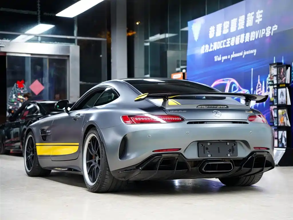 MERCEDES-BENZ AMG GT