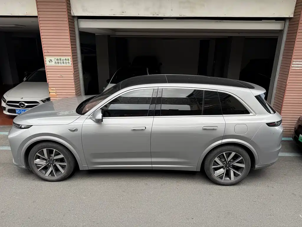 Li Auto IDEAL L7