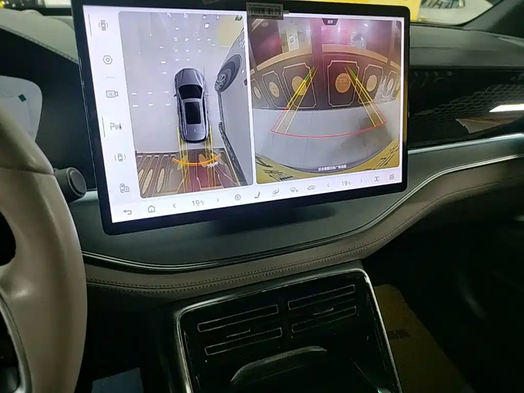 BYD Tang New Energy — миниатюра 18