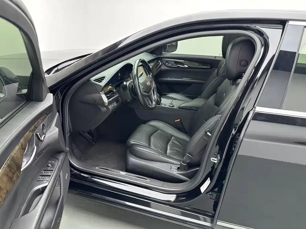 Cadillac CT6 — миниатюра 5
