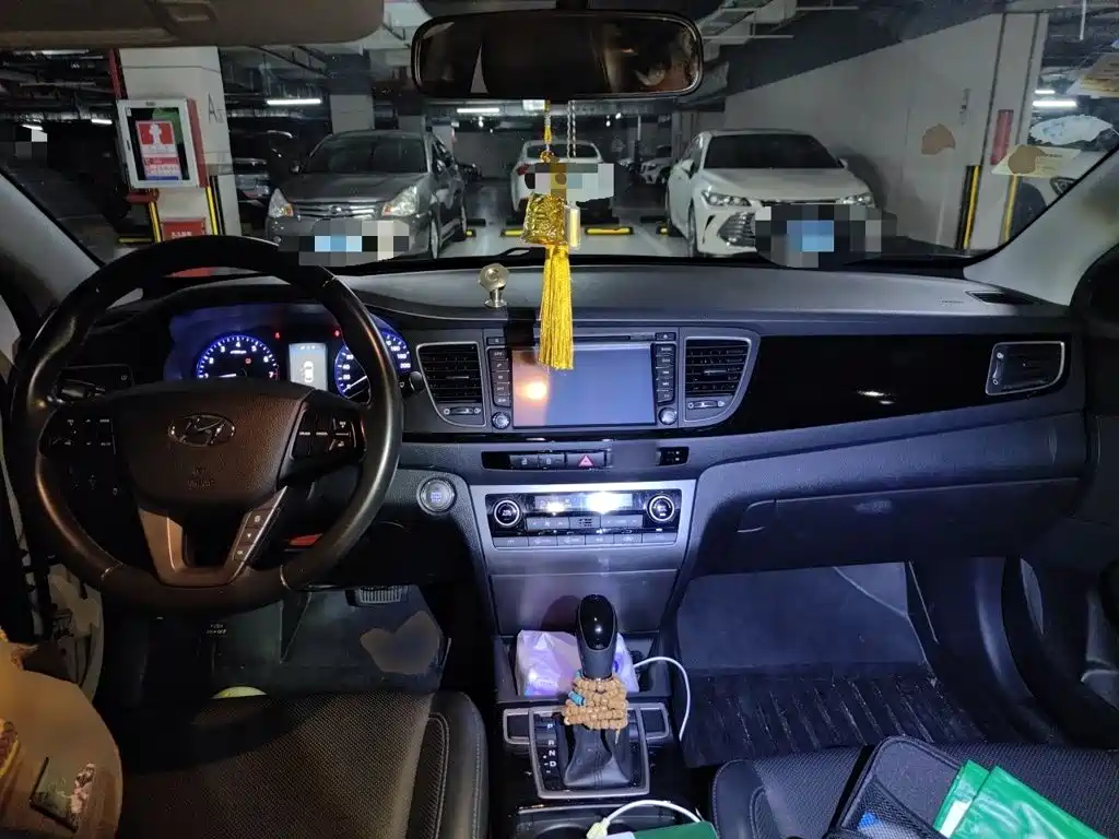 Hyundai Mistra — миниатюра 5