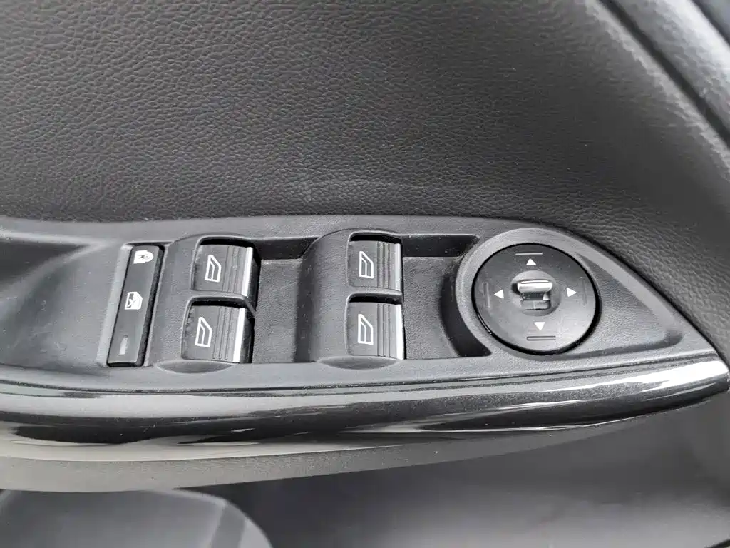 Ford Focus — миниатюра 9