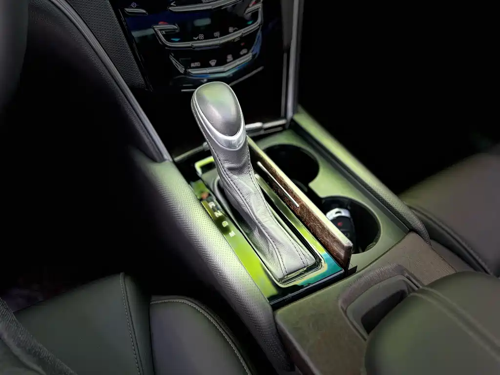Cadillac XTS — миниатюра 14