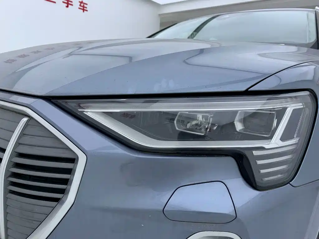 Audi e-tron — миниатюра 9