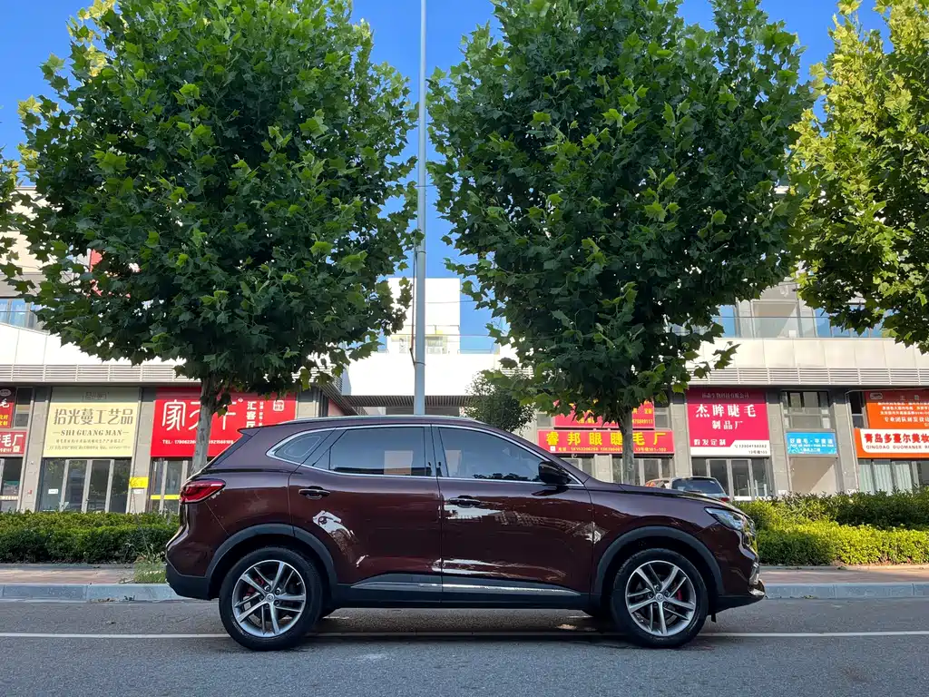 MG HS — миниатюра 5