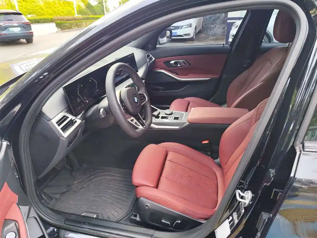BMW 3 Series 330i M Sport Night Package, фото 9