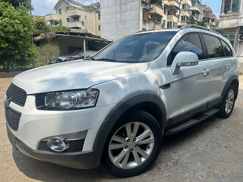 Chevrolet Captiva — миниатюра 2