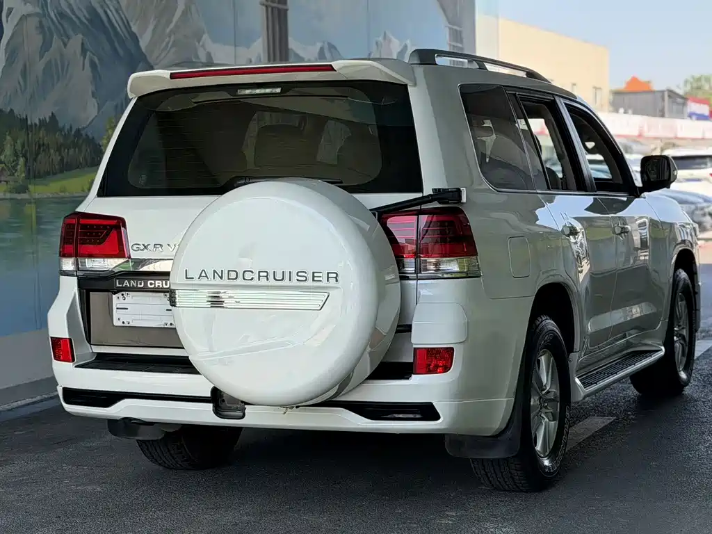 Toyota Land Cruiser — миниатюра 11