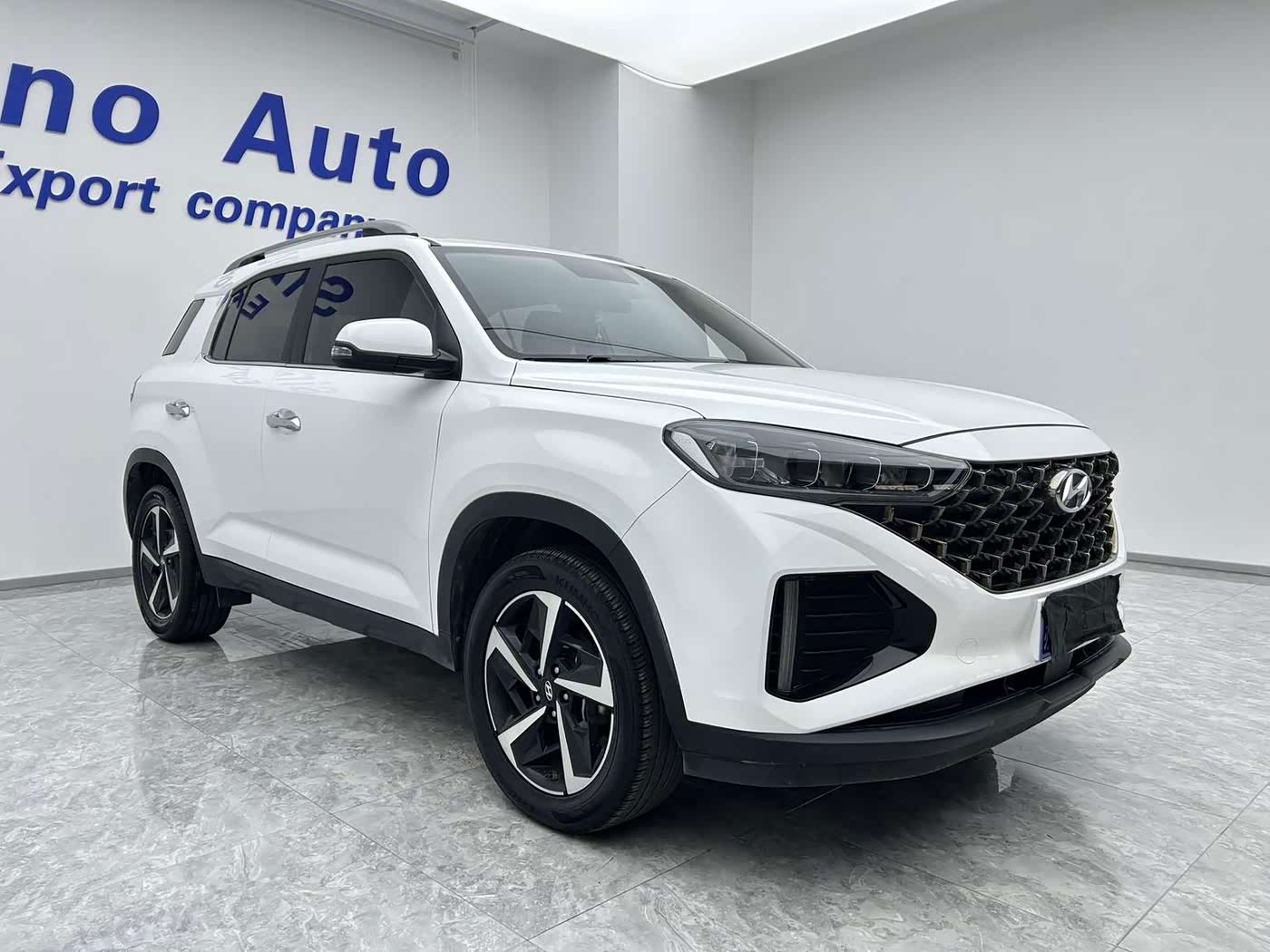 Hyundai Beijing Hyundai ix35 1.4 л 2022 г. Белый, пробег 35900 км