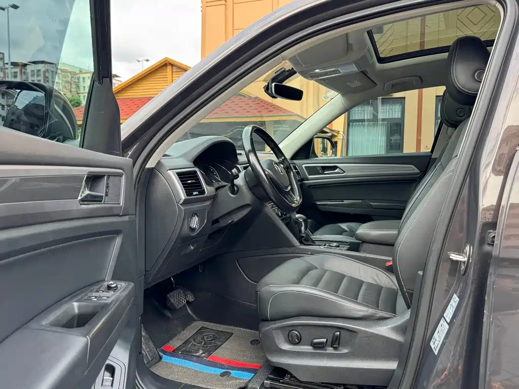 Volkswagen Teramont — миниатюра 8