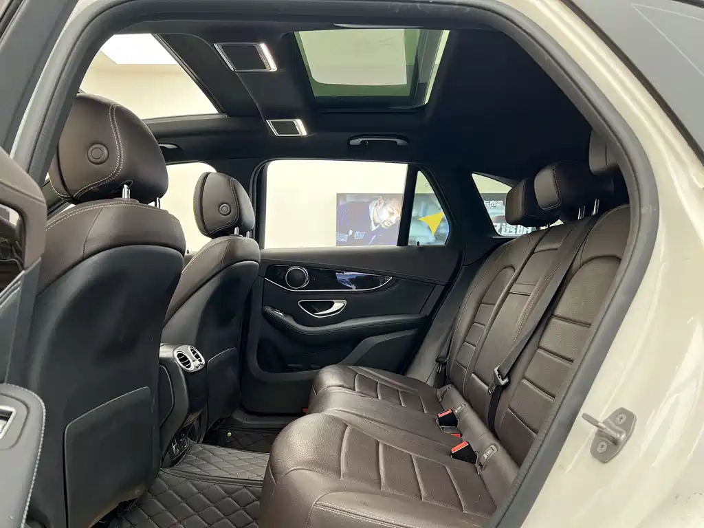 Mercedes-Benz GLC 2019 GLC 260 L 4MATIC Luxury