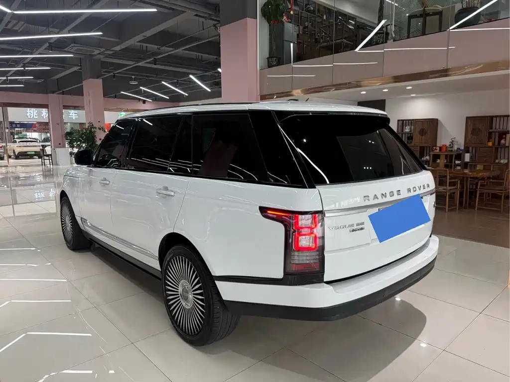Land Rover Range Rover 2016 3.0 SC V6 Vogue SE Long Wheelbase