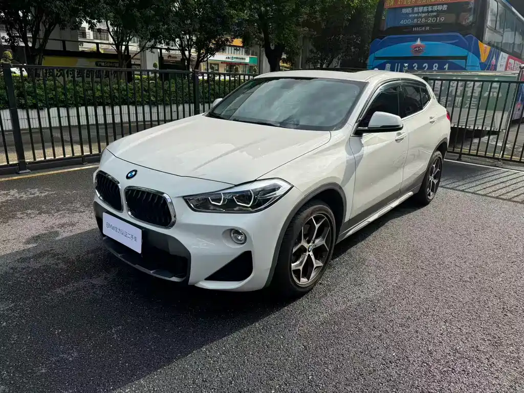 BMW X2 (Import)