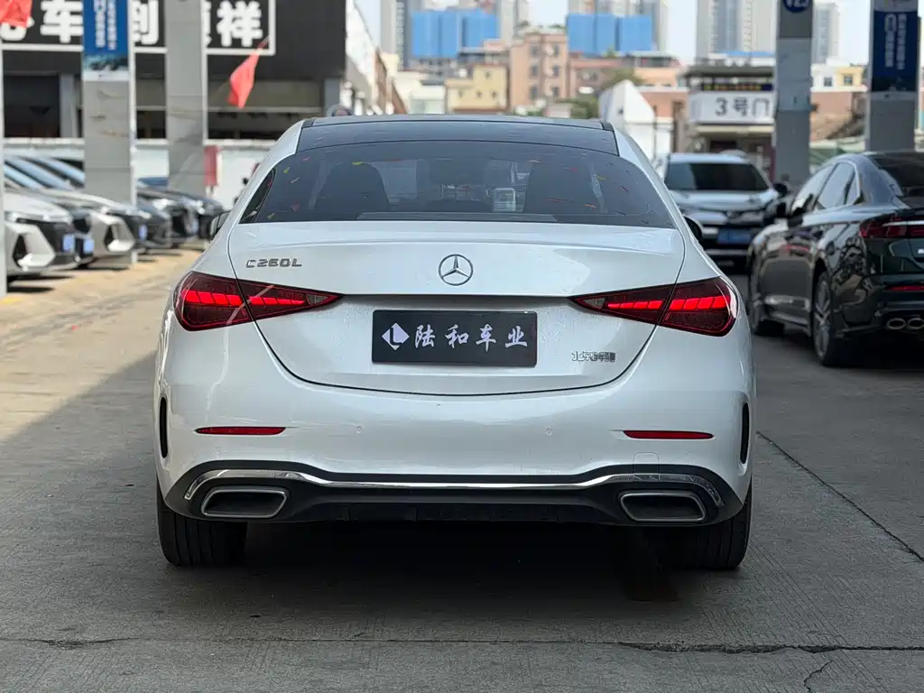 MERCEDES-BENZ C CLASS