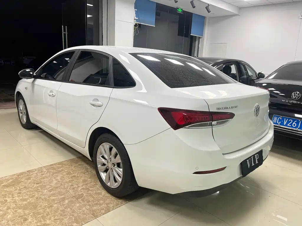 Buick Excelle — миниатюра 3